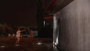 À LA MINUTE : Le Portugal reste en alerte ; Un pompier meurt en se rendant à un incendie
