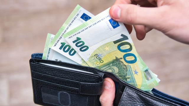 N'oubliez pas que le salaire est différent ce mois-ci : Sachez à quoi vous attendre