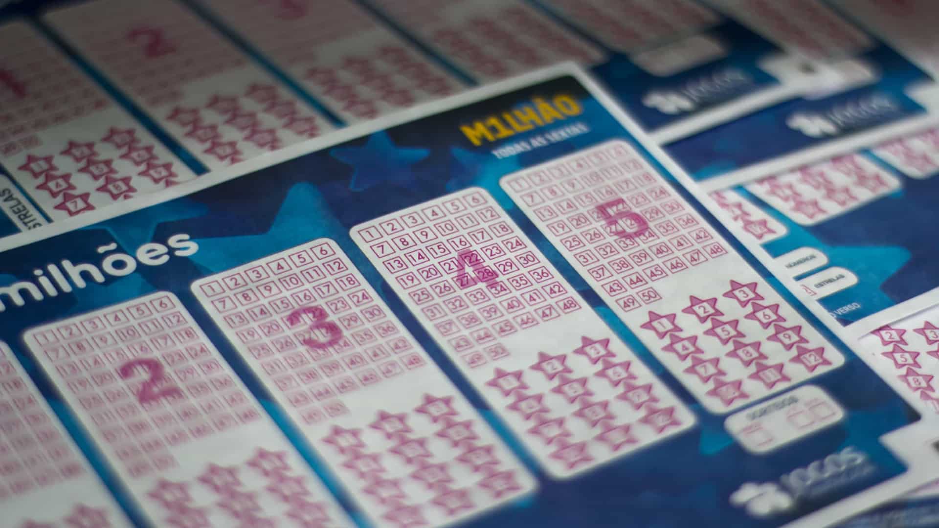 Avez-vous joué à l'Euromillions ? Voici la combinaison gagnante de ce mardi.