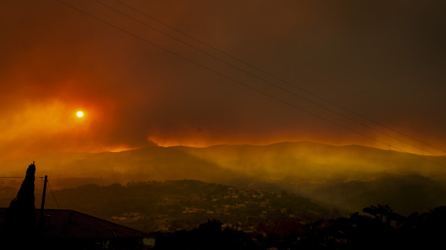 Mais de 130 concelhos do interior e Algarve em risco máximo de incêndio