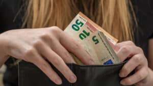 Bénéficiaires des prestations parentales à un maximum depuis presque 2 ans