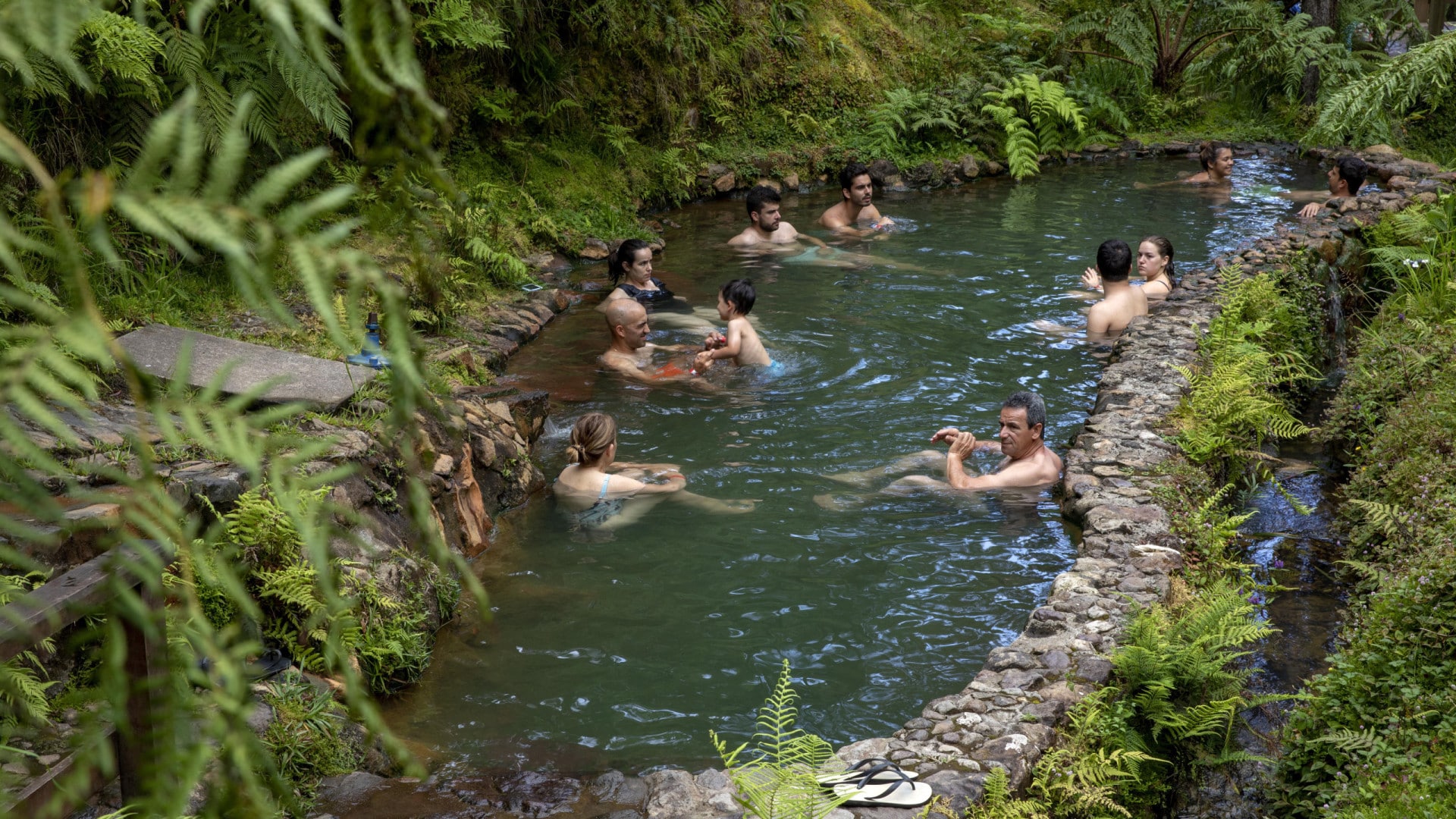 Espaces thermaux des Açores recherchés par 150 000 personnes en 2024