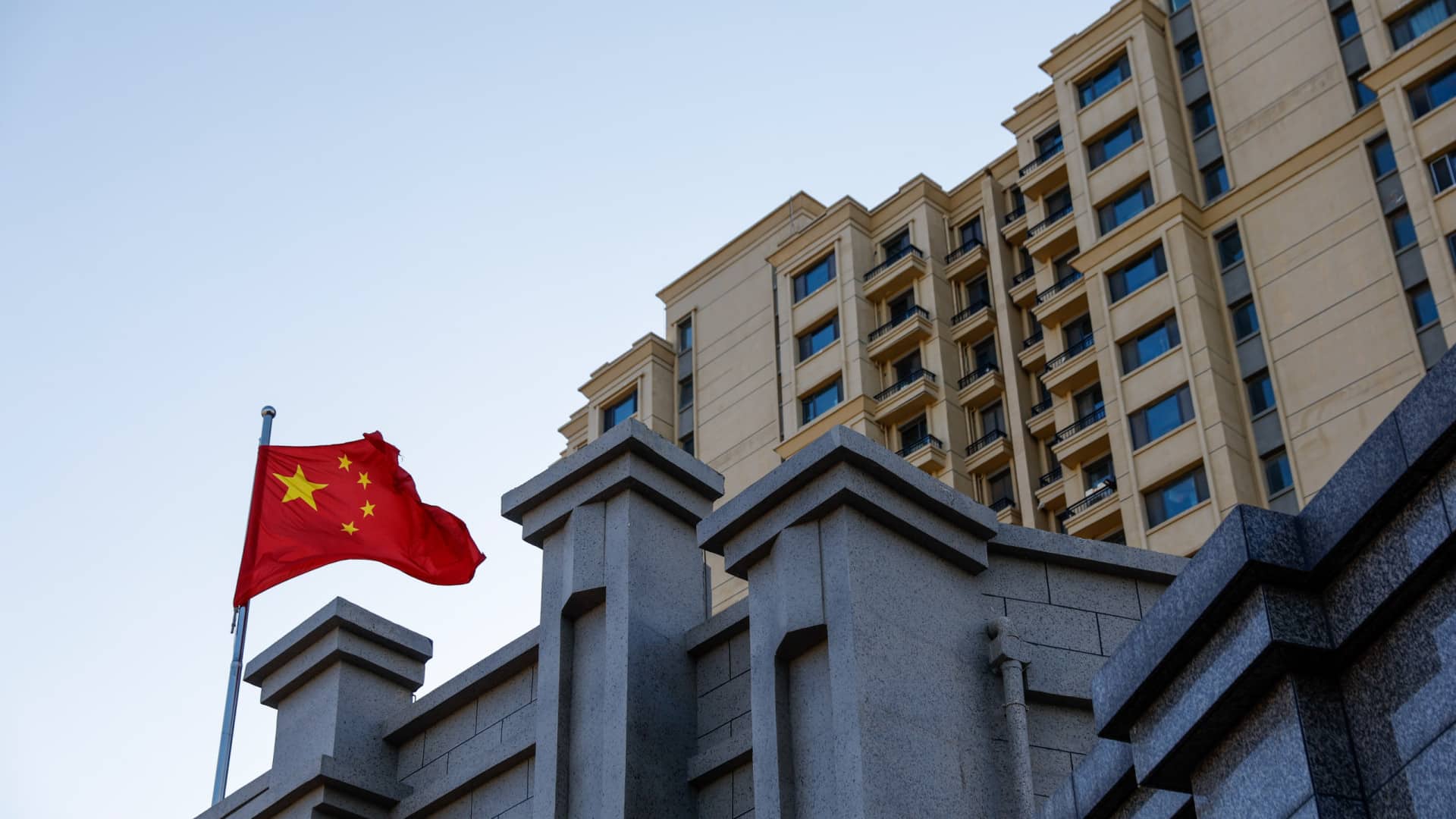 Evergrande expulsée de la bourse de Hong Kong après gel des actions