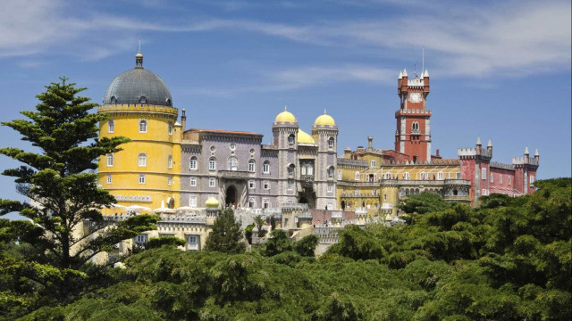 Sintra prolonge la fermeture des monuments et zones forestières