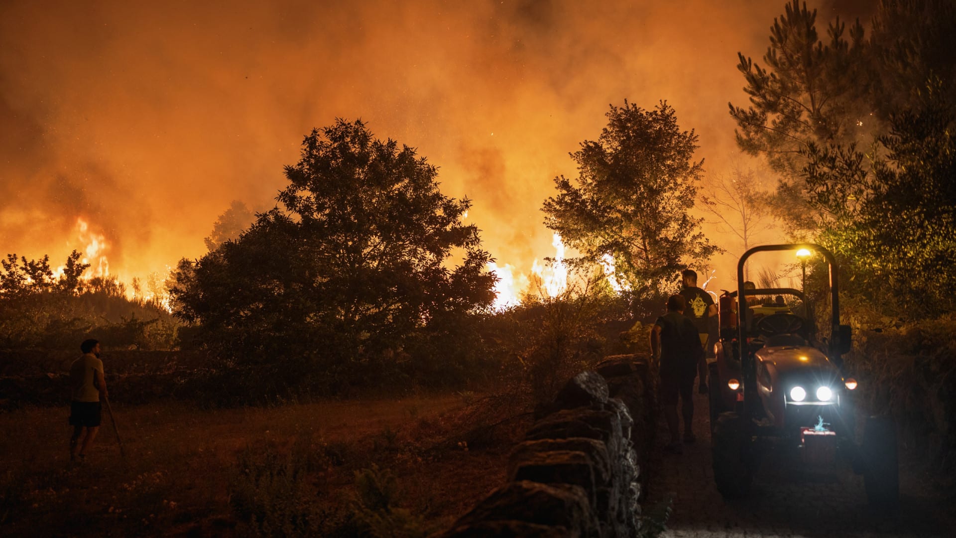 Front de feu de Teixeira, à Seia, progresse en direction de Covilhã.