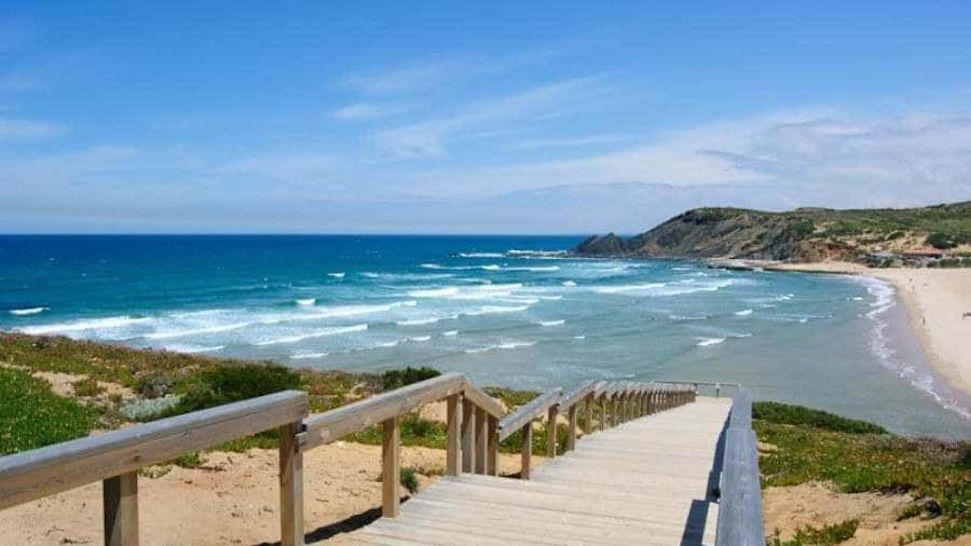 Homme disparu en mer à Aljezur alors qu'il pratiquait la pêche sous-marine.