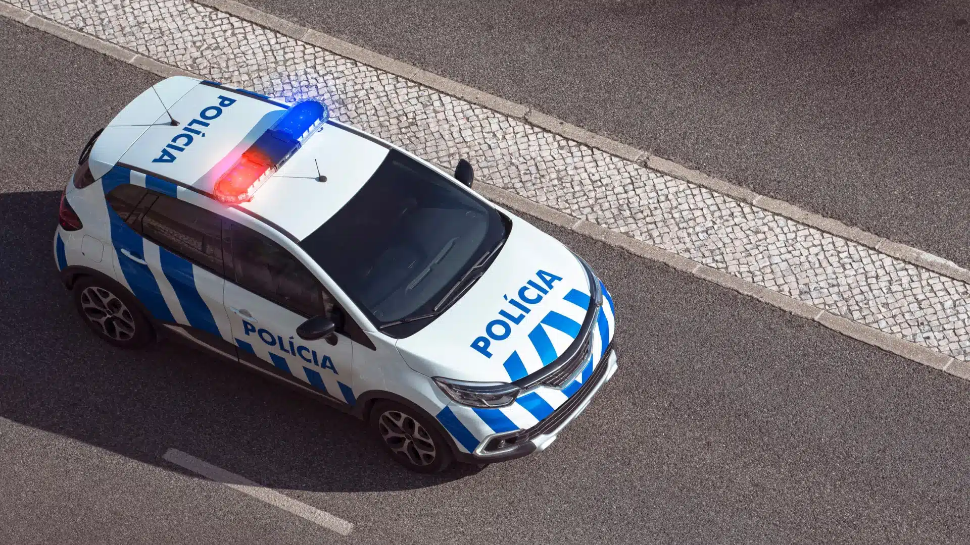 Il attaque un établissement à Braga et agresse les employées pour s'enfuir.