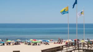 Il y a trois plages de l'Algarve interdites à la baignade. L'eau est contaminée.
