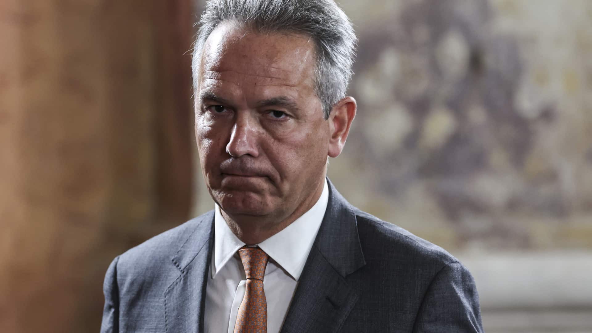 Incendies. Le gouvernement dit que les moyens ne peuvent pas "être partout".