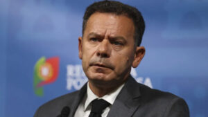 Incendies : Marcelo promulgue des mesures du gouvernement pour soutenir les populations