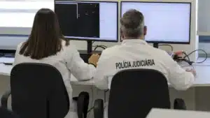 Jeune femme violée à Sintra sous la menace d'une arme. Elle a rencontré le suspect sur une application.