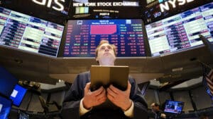 La Bourse de New York démarre dans le 'vert' le jour de nouvelles taxes.