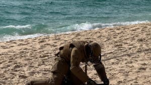 La marine désamorce un engin explosif trouvé sur la plage de Comporta.