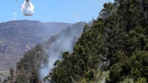 La Protection Civile de Madère alerte sur le danger d'incendies en raison de la chaleur.
