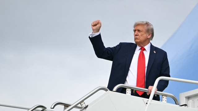 Trump veut rencontrer Poutine et Zelensky dès vendredi prochain