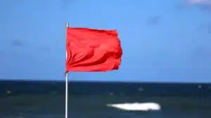 L'APA déconseille les baignades à la plage de Matosinhos en raison de la contamination.