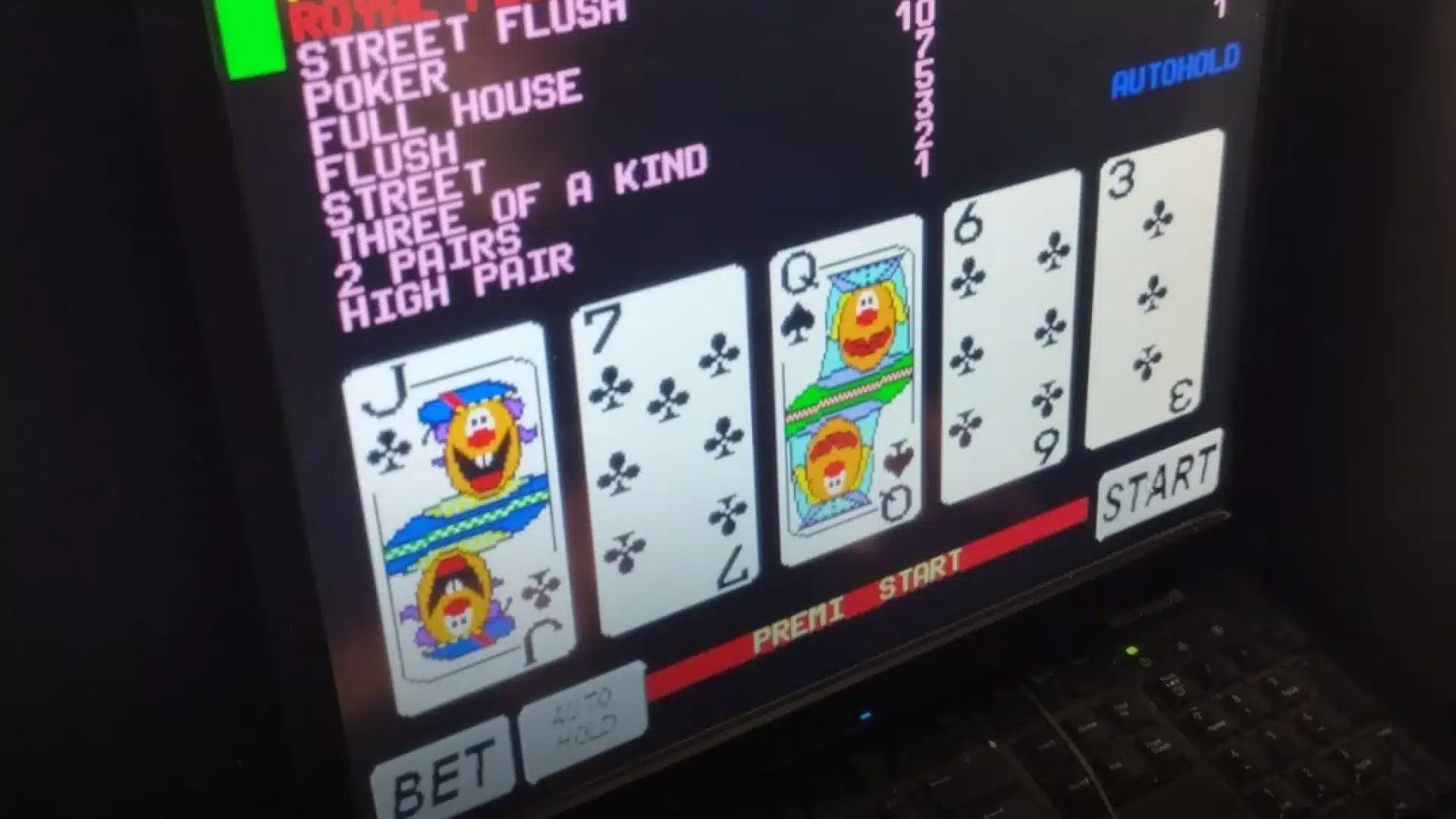 L'ASAE démantèle 4 casinos illégaux et arrête 25 personnes dans la région Nord.