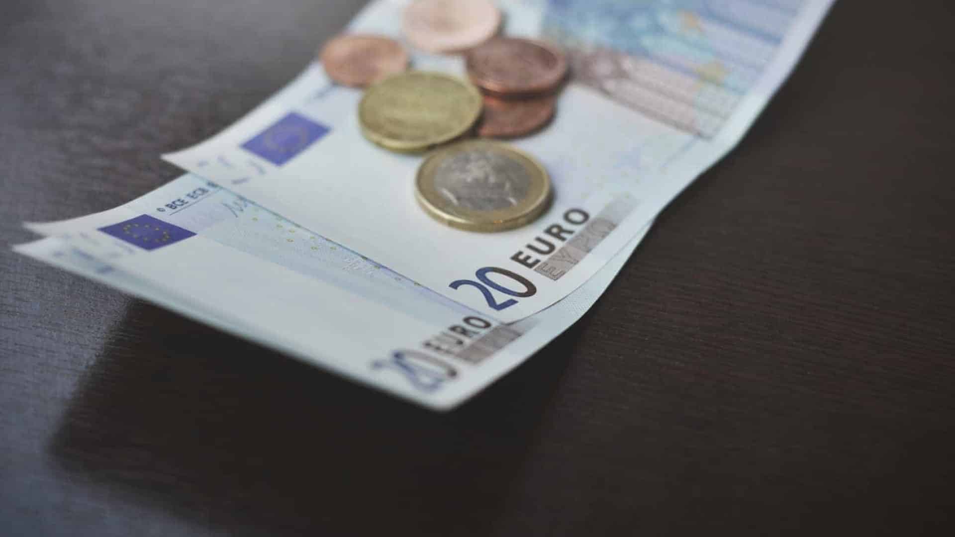 Le coût du travail augmente de 5,2 % au premier trimestre.