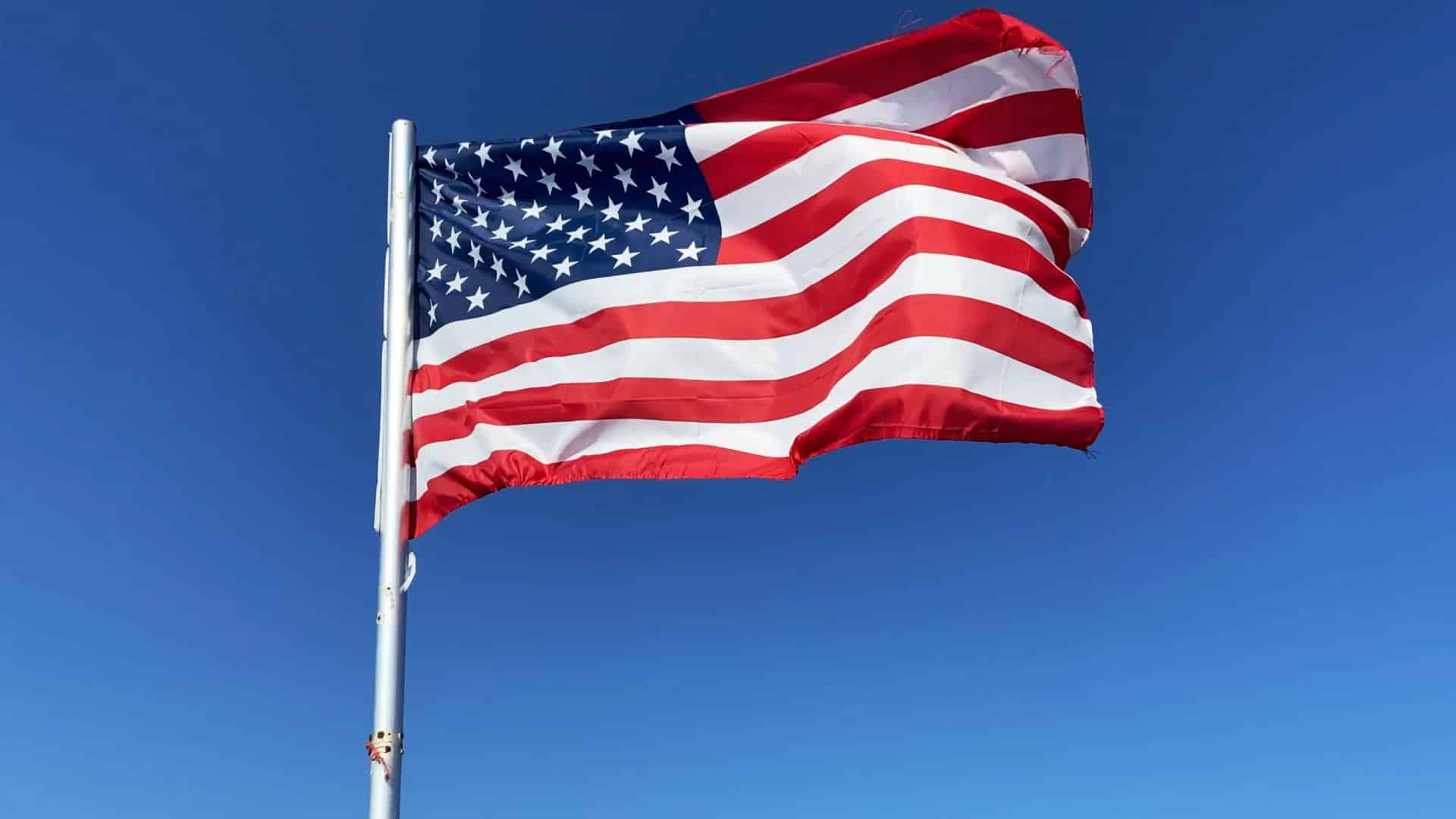 Le déficit commercial des États-Unis a diminué de 16 % en juin.