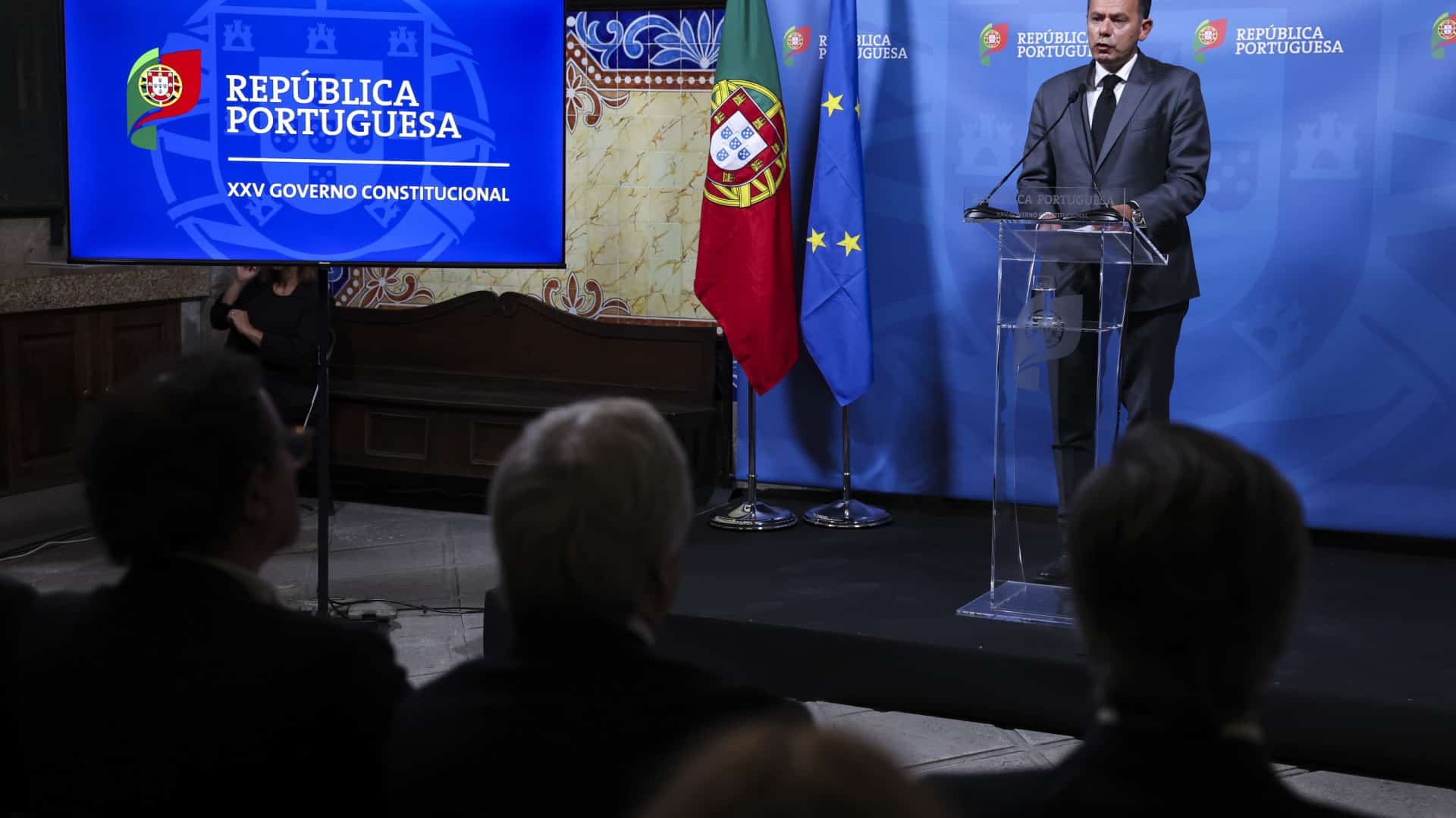 Le gouvernement approuve les aides à la trésorerie et la reprise de l'activité dans les entreprises