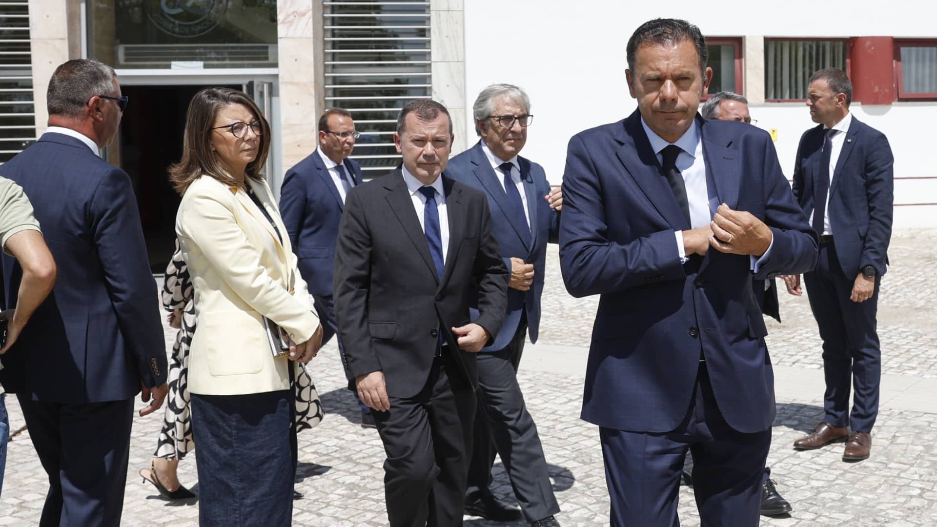 Le gouvernement dit que la discussion sur le modèle de la Protection Civile est "excessive".
