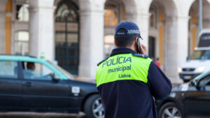 Le MP enquête sur la police municipale : Moedas assure le "principe de légalité"