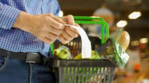 Le panier alimentaire atteint "l'un des prix les plus élevés". Consultez les valeurs.