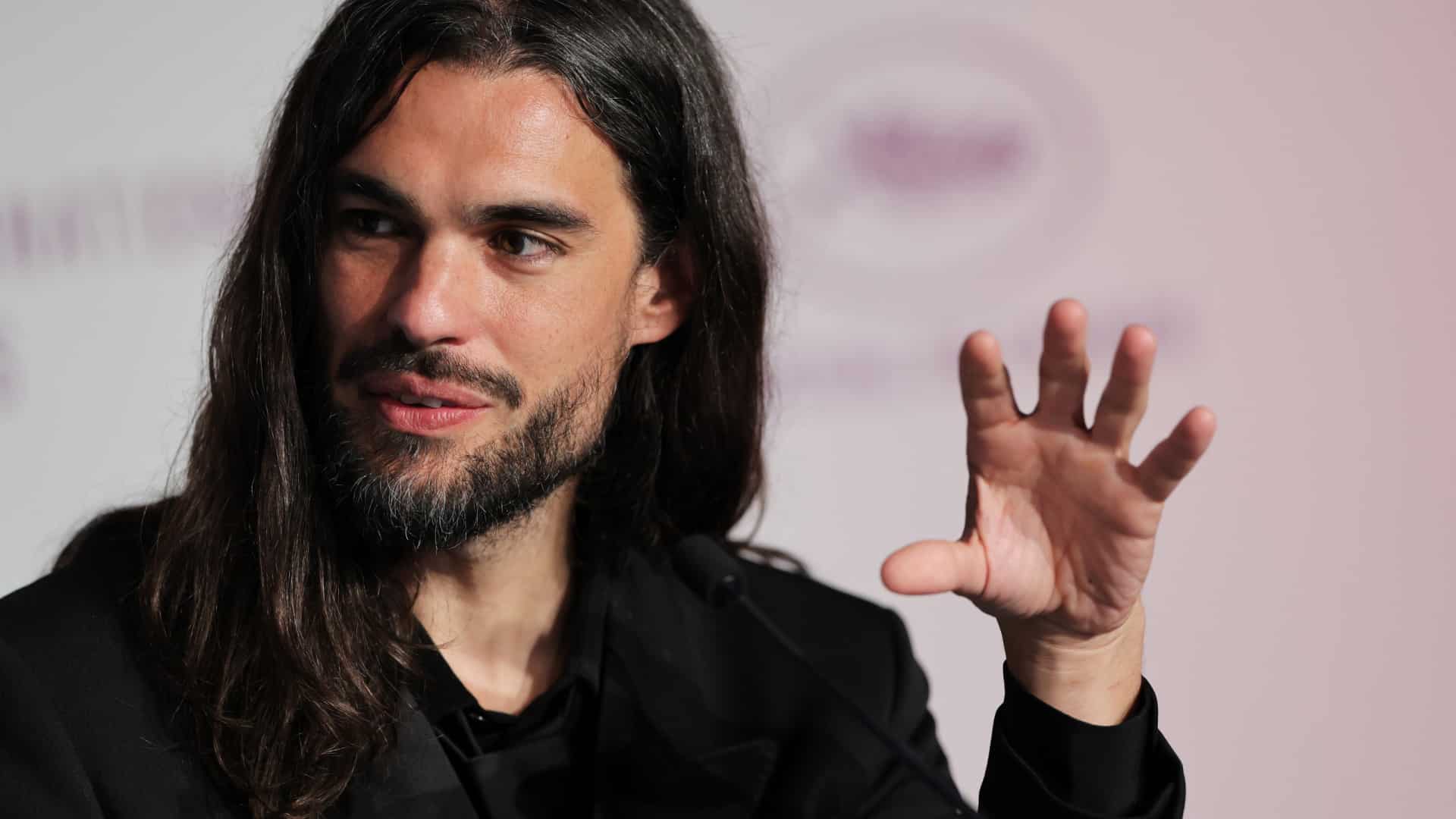 Le réalisateur Óliver Laxe fait des films "extrêmes" à la recherche de l'introspection.