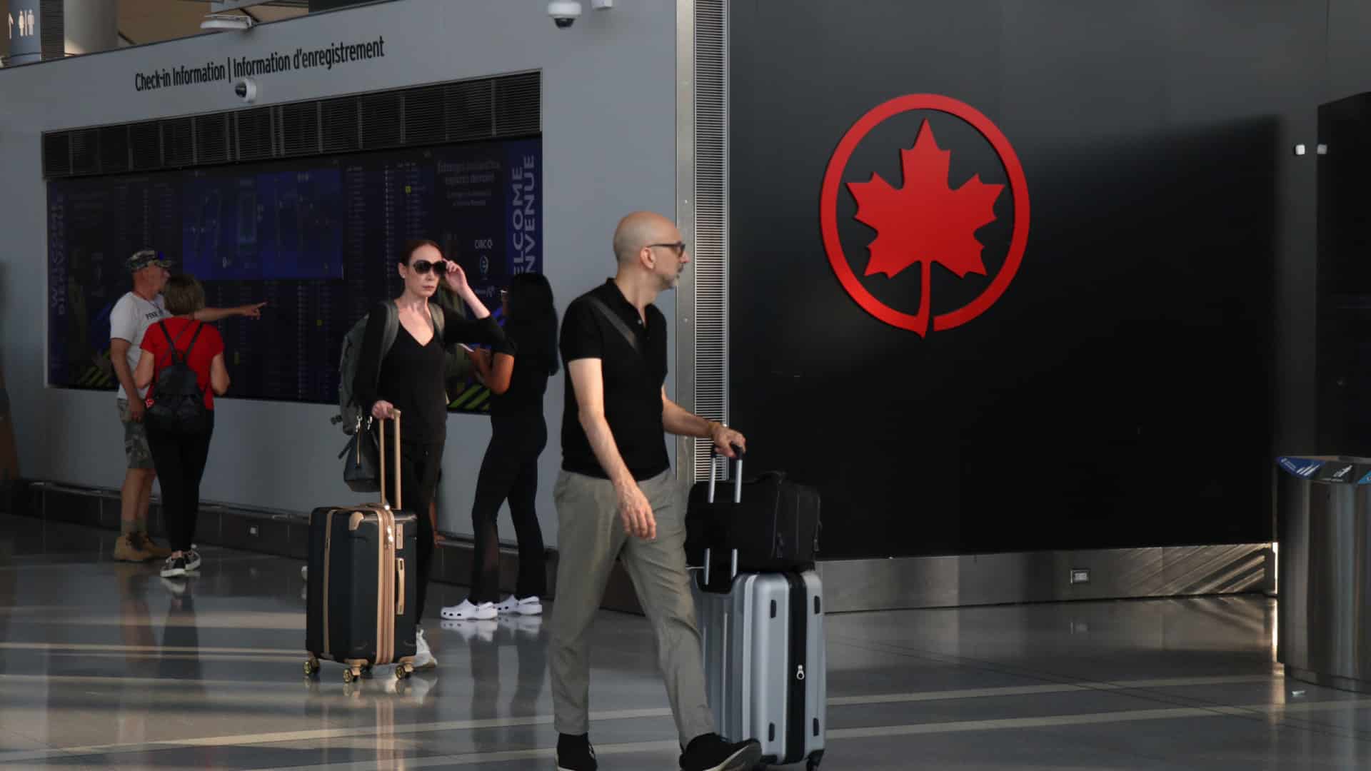 Le syndicat maintient la grève à Air Canada malgré sa déclaration d'illégalité.