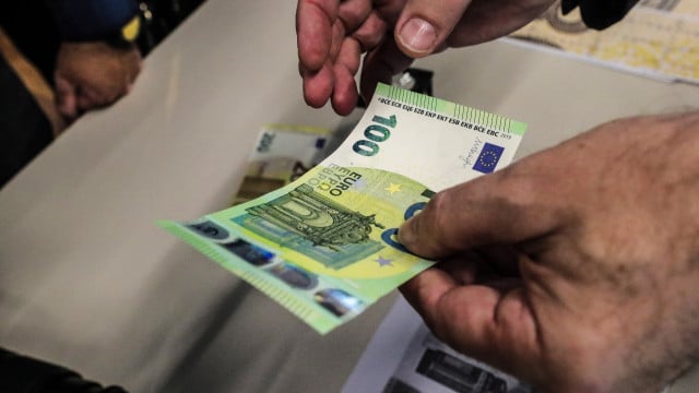 Le taux d'intérêt des crédits immobiliers a diminué à 3,385 % en juillet.