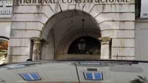 Le Tribunal constitutionnel annonce sa décision sur la loi des étrangers à 17h.