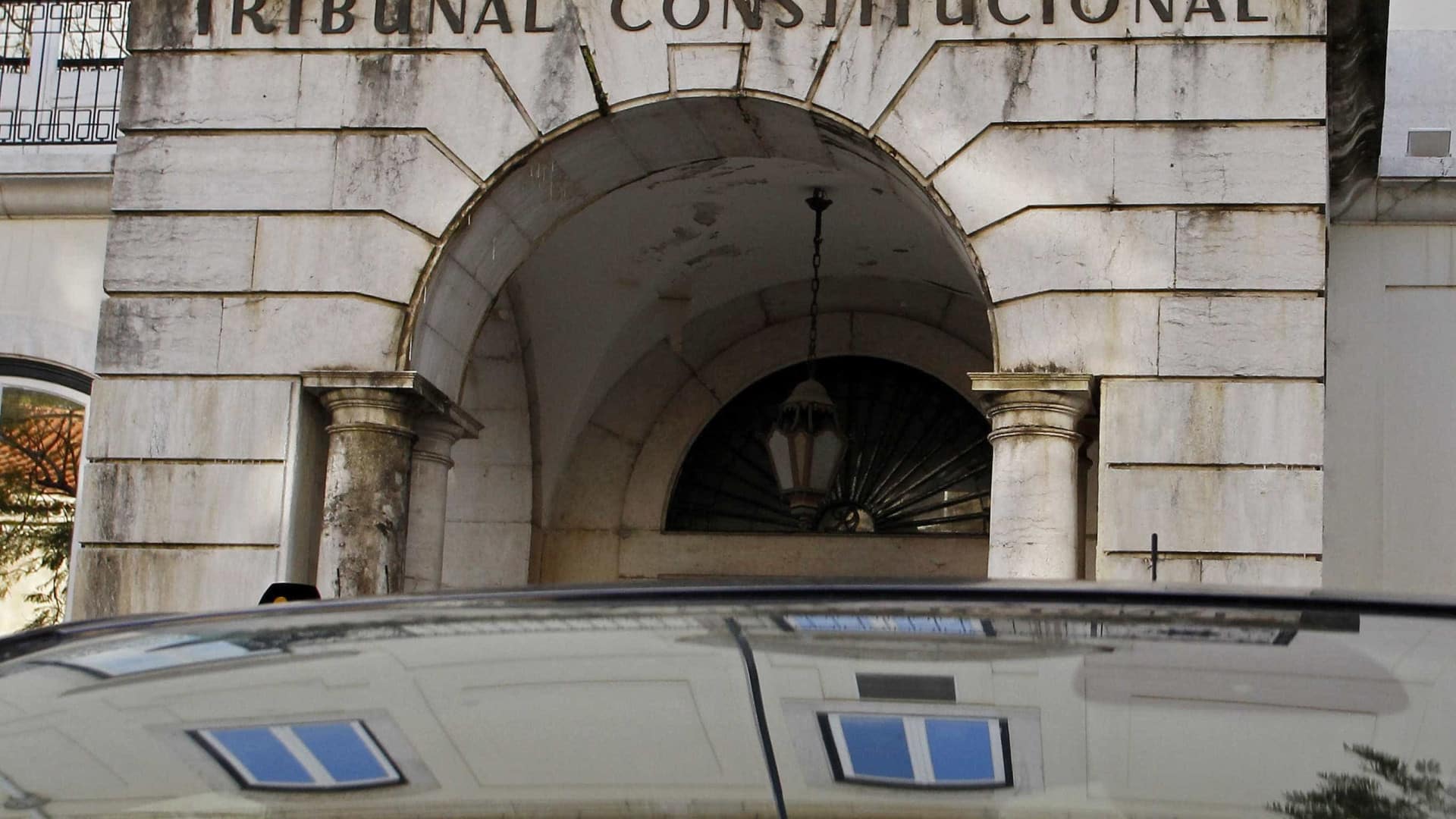 Le Tribunal constitutionnel annonce sa décision sur la loi des étrangers à 17h.