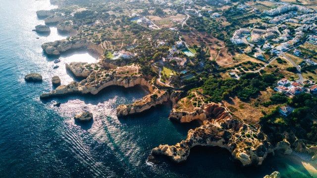 Le voyage des migrants jusqu'en Algarve aurait duré 5 jours et 4 seraient morts.