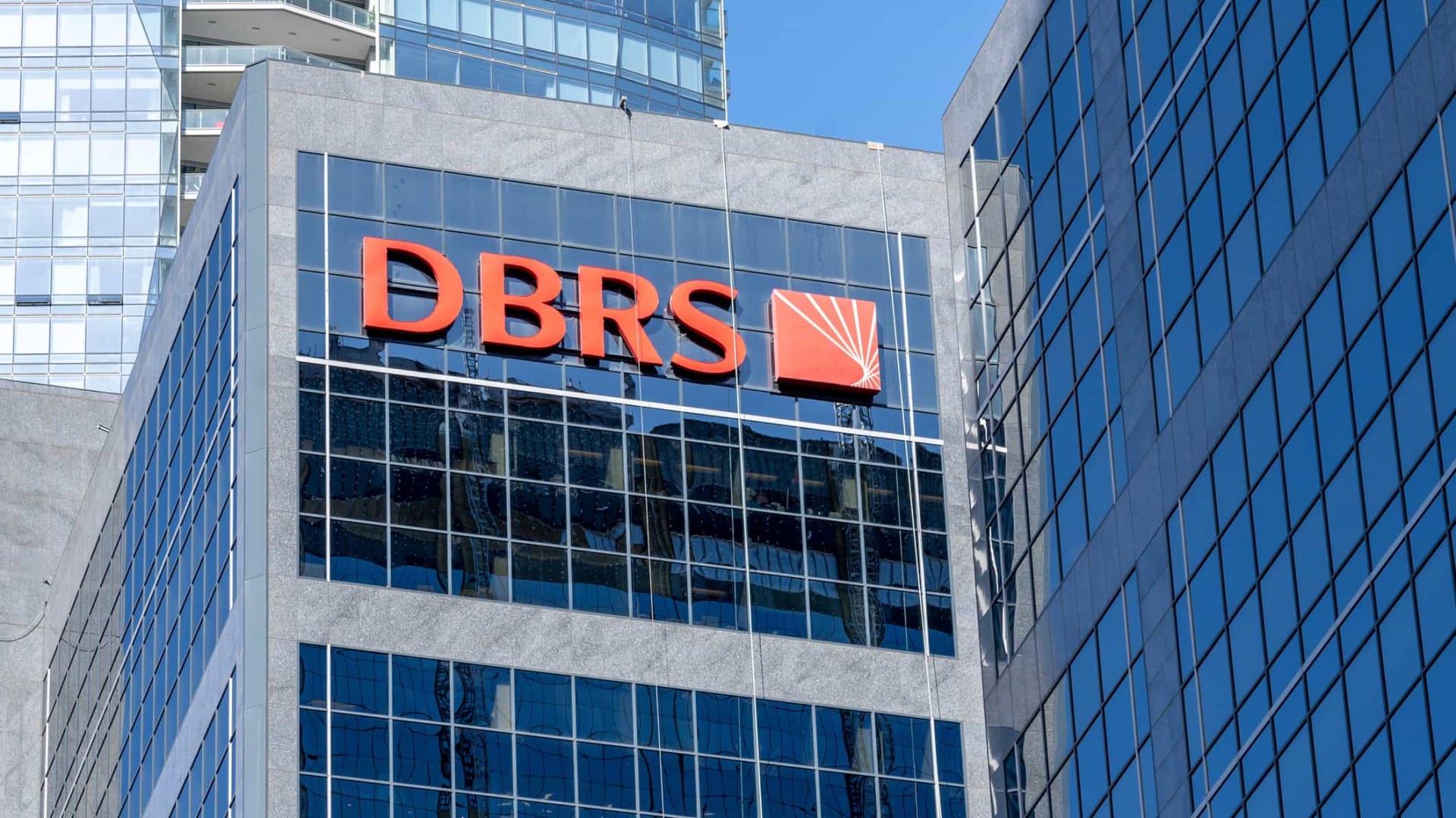 Les bénéfices bancaires seront soutenus par la baisse des taux d'intérêt des dépôts.