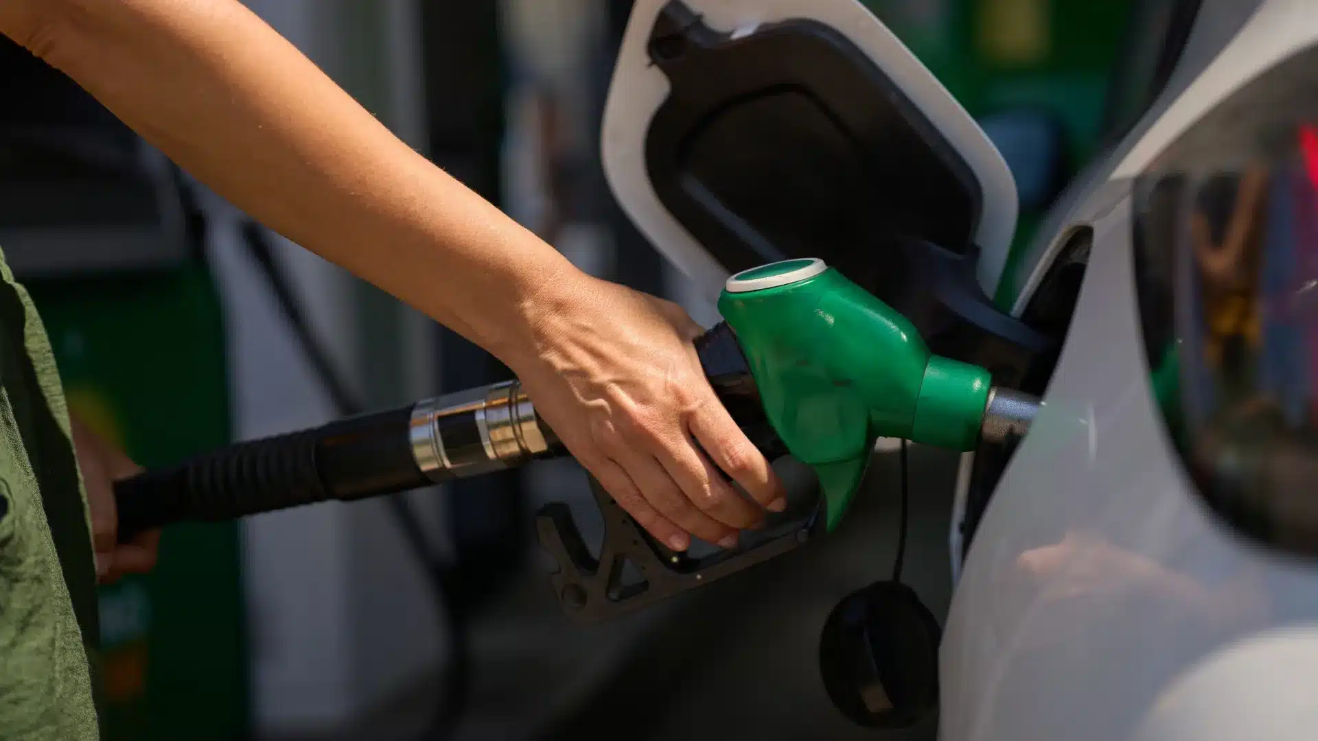 Les carburants prennent des directions différentes. Voici combien ils coûteront.