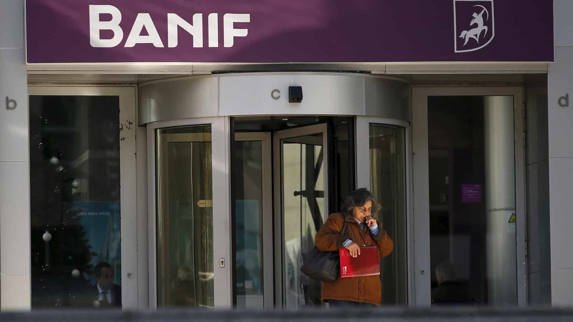 Les lésés du BANIF menacent d'intenter une action contre l'État pour indemnisation.