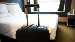 Les revenus de l'hébergement touristique augmentent de 8,4 % pour atteindre 3 886,7 millions.