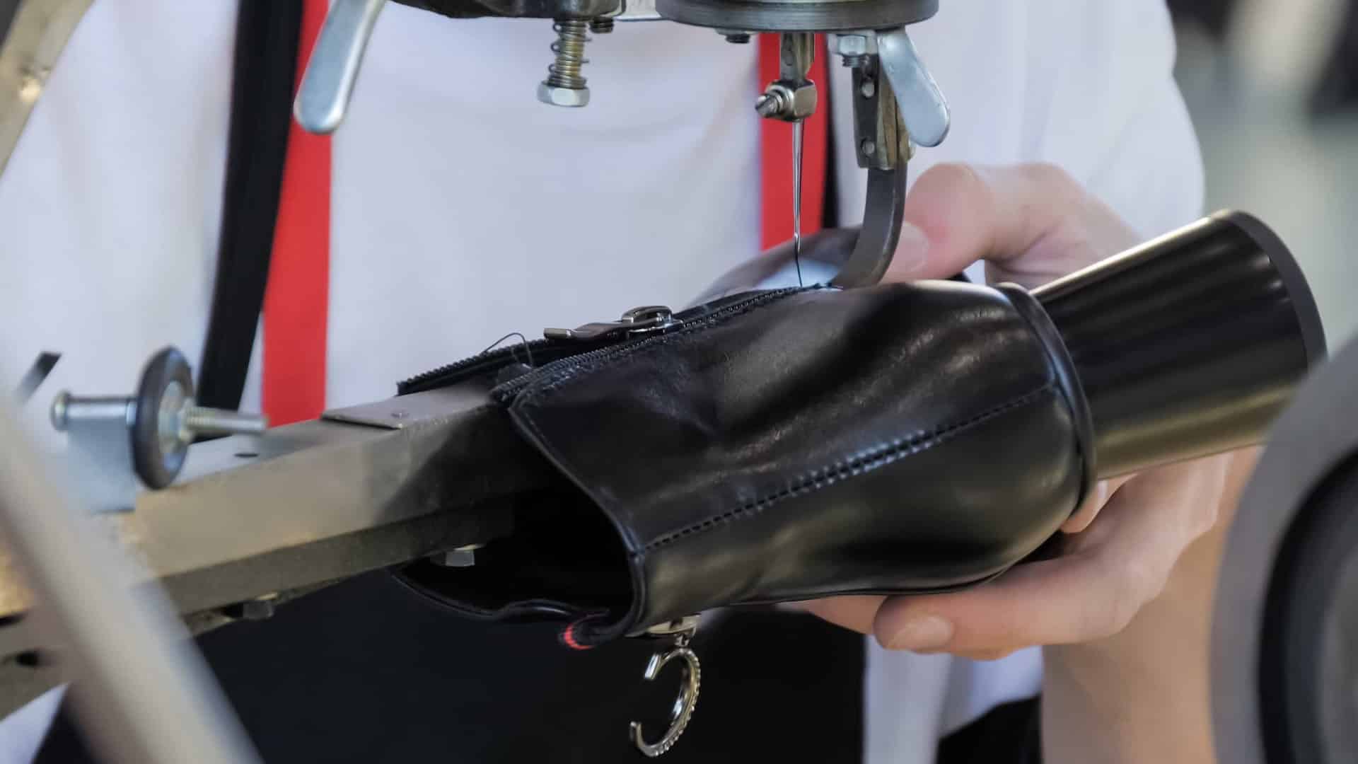 Les tarifs américains affectent 80 % des exportateurs brésiliens de chaussures.