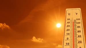 Les thermomètres "terminent" la semaine avec deux districts atteignant 36°C.