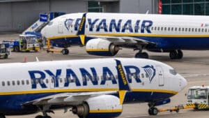 Les travailleurs du 'handling' de Ryanair à Madrid annoncent 22 jours de grève.