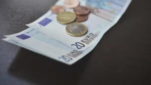 L'euro continue de monter et atteint 1,15 dollars.