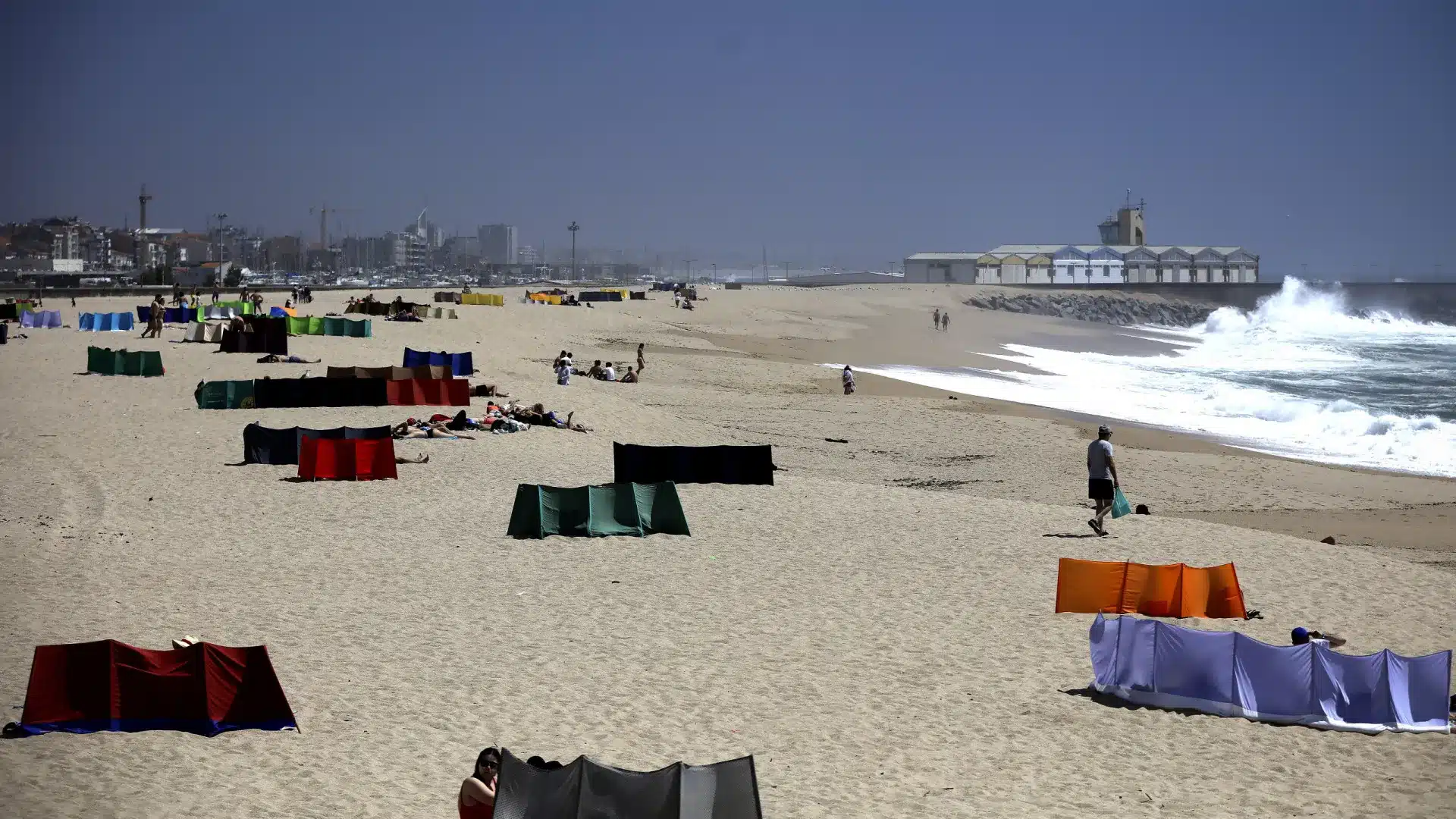 Levée de la recommandation contre la baignade sur les plages de Póvoa de Varzim.