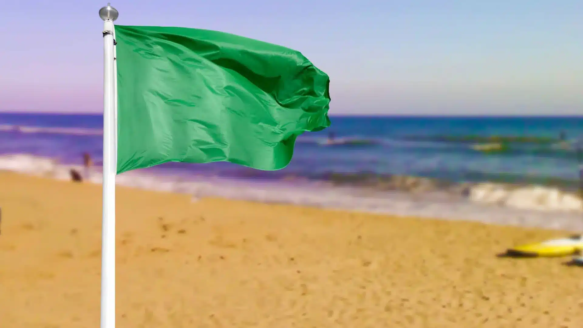 L'interdiction de baignade à la plage de Mareta à Sagres a déjà été levée.