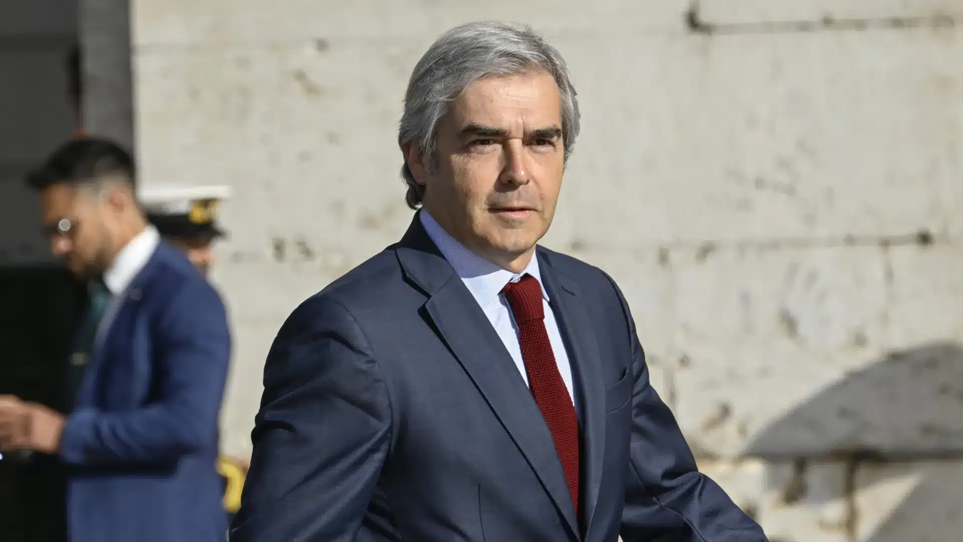 Melo accuse le gouvernement de Costa du manque de Canadair : "Ils seraient ici en 2017".