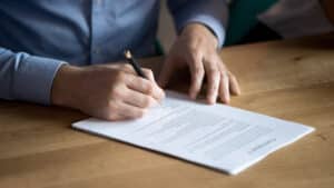 Modifier les contrats à durée déterminée ? Cela flexibilise, mais cela va augmenter les contrats à terme.
