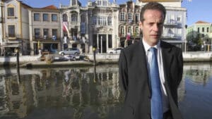 Moyens aériens ? "Un pays comme le Portugal doit avoir une flotte"