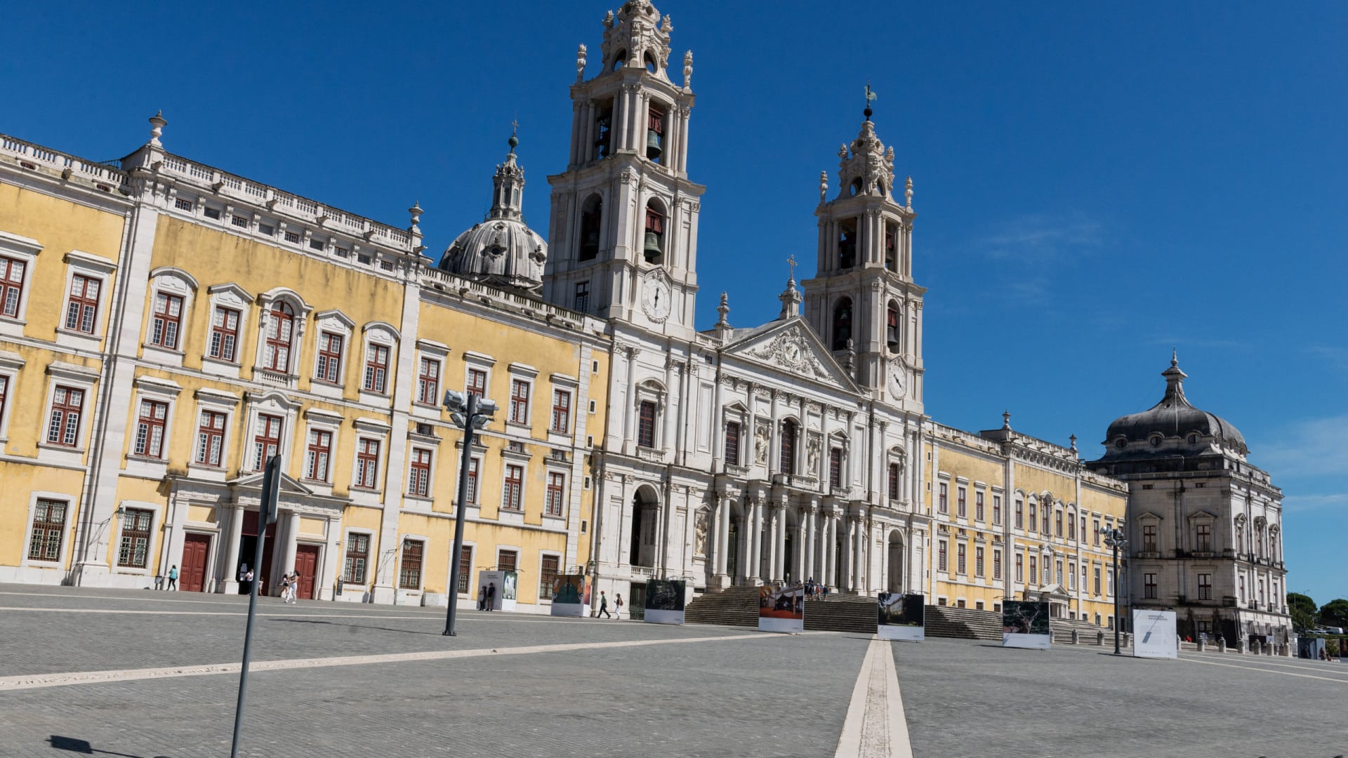 Obras. Bibliothèque du Palais National de Mafra fermée jusqu'à la fin de l'année.