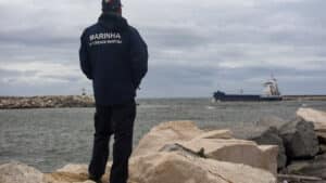 Recherches pour pêcheur disparu en mer à Aljezur reprises jeudi.