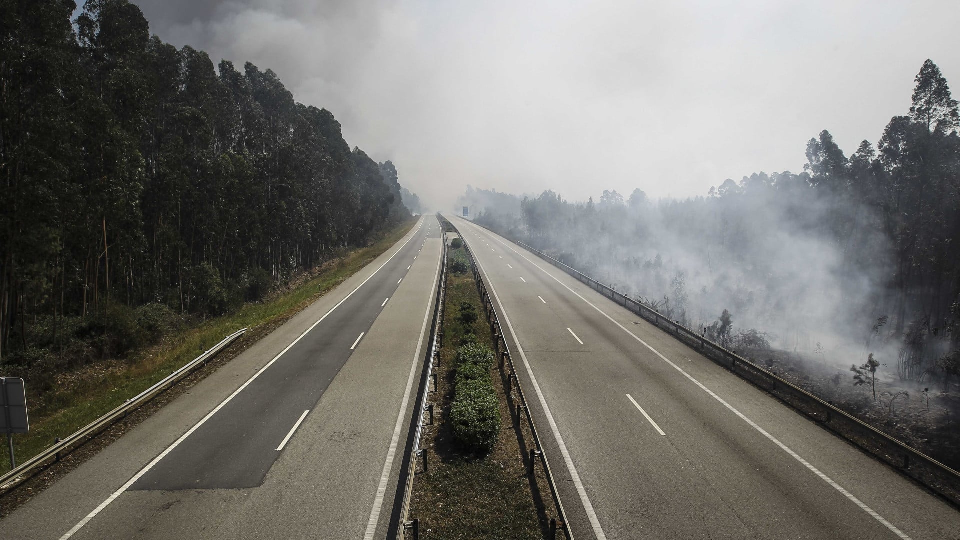 Réouverture de la circulation sur l'autoroute 16 dans la commune de Sintra.