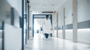 Respect des médecins qui travaillent dans des contextes de guerre.